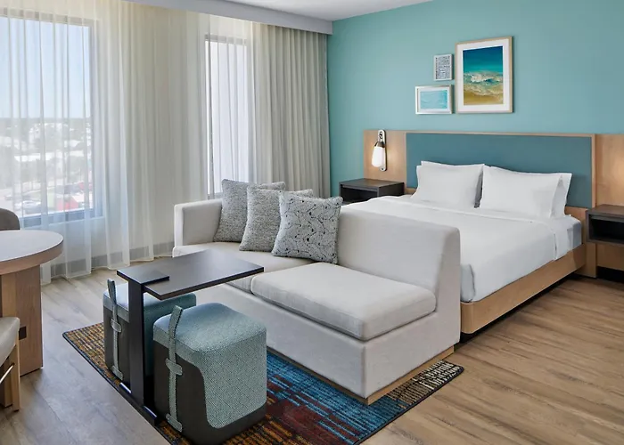 Hotel Embassy By Hilton 4*