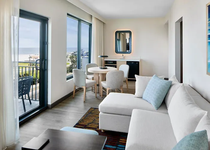 Embassy By Hilton Hotel 4*