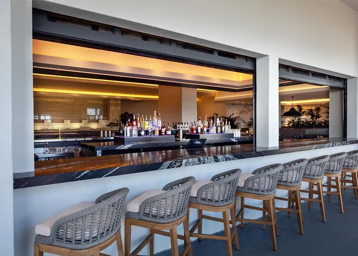 Embassy By Hilton Hotel 4*